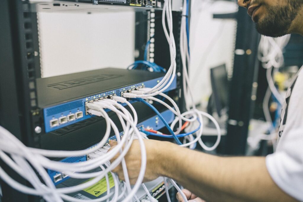 Выделенный сервер – что это и зачем он нужен