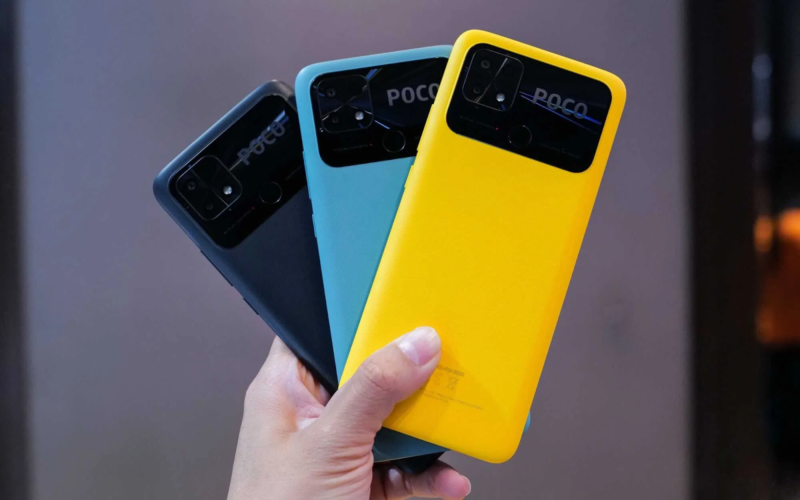 Чи безпечно користуватися телефоном під час заряджання?