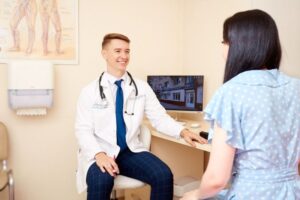 Врач флеболог на eLikari — забота о здоровье вен онлайн