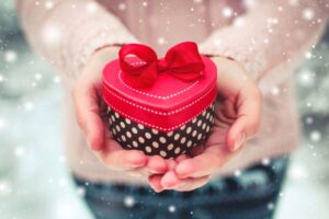 Что выбрать в подарок мужчине на 14 февраля