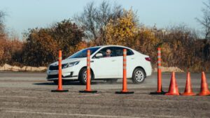 Как проходит теоретическое обучение в автошколе: методика, материалы, онлайн-занятия