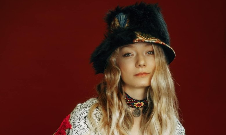 Що відомо про життя співачки Leleka