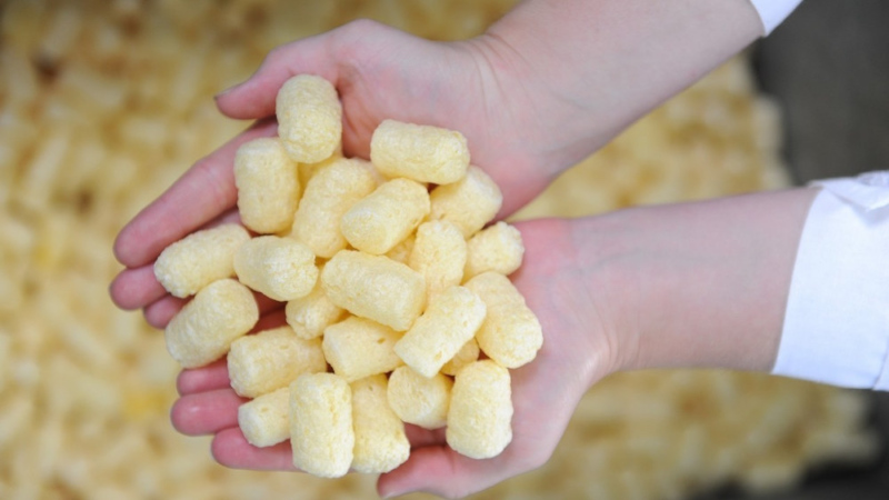 Снек-індустрія та соціальні мережі: чому ASMR-відео з паличками збирають мільйони